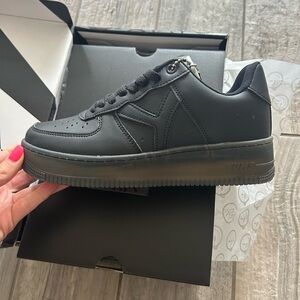 Cupcake black yums shoes